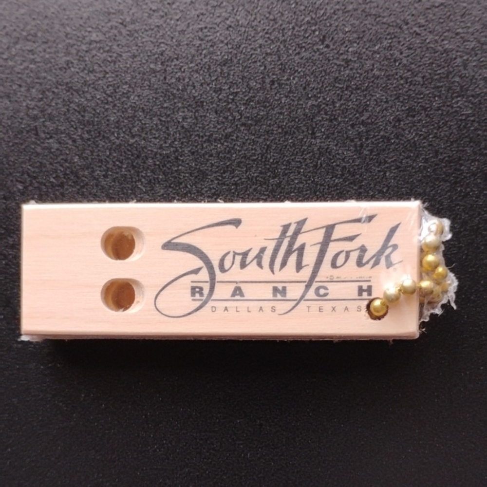 Southfork Ranch Dallas Texas Promotional Keychain in Original Packaging Ewing